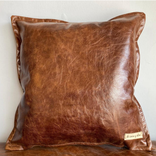 ALMOHADON  ALMA Y CUERO 50*50