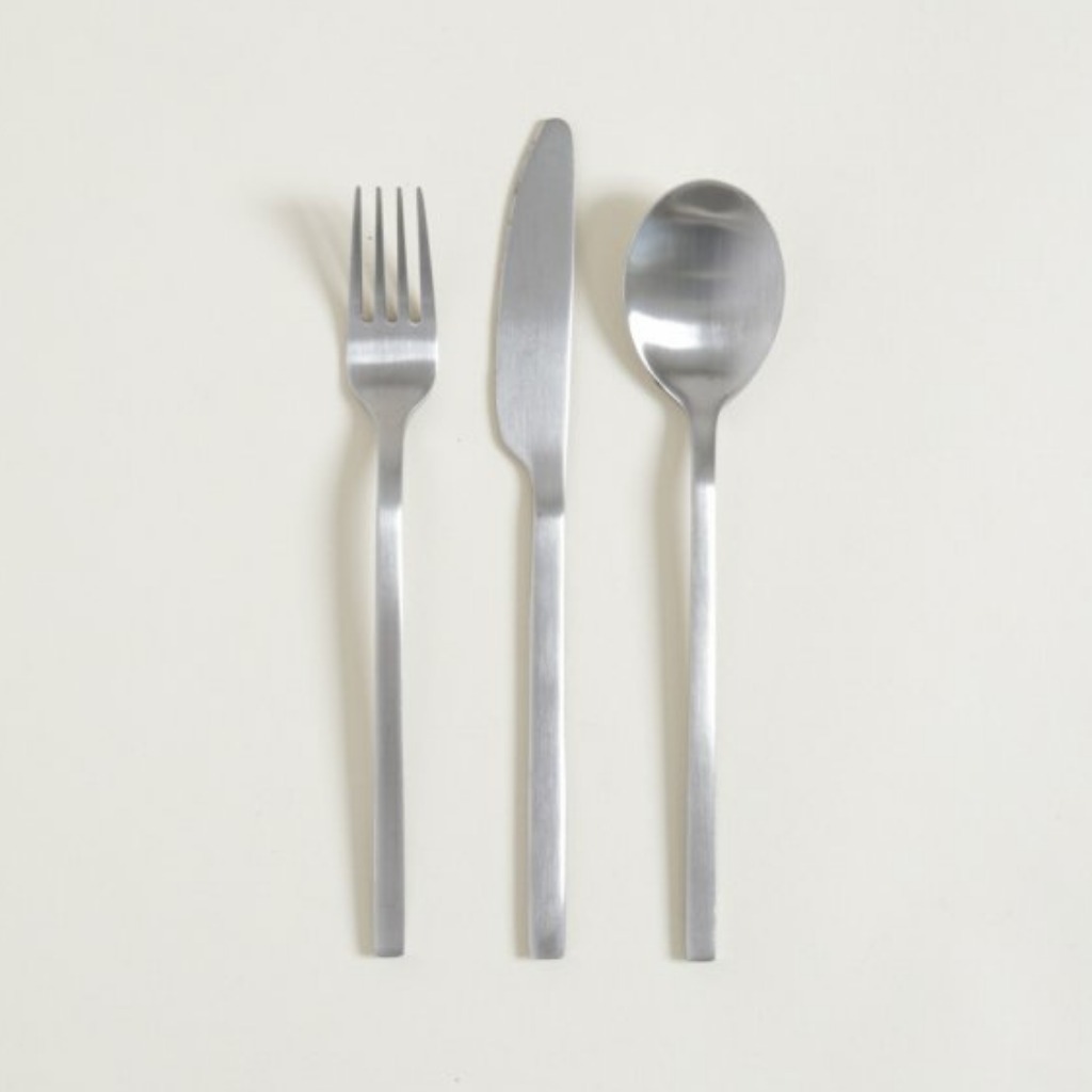 SET X 3 UTENSILIOS DE MESA AMSTERDAM PLATA 20CM