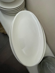 BANDEJA OVAL DE PORCELANA BLANCA 46CM