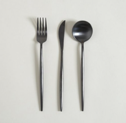 SET X 3 UTENSILIOS DE MESA DUBLIN 22 CM